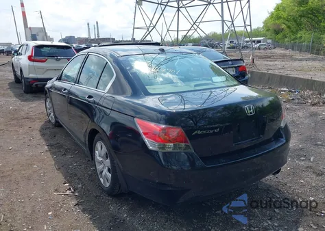 2009 Honda Accord 2.4 Ex-L z USA, uszkodzony, nr VIN 1HGCP26839A019524